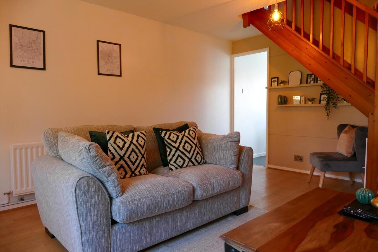 Home In Longwell Green Warmley Екстер'єр фото